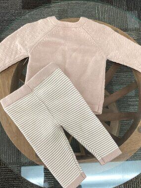 Striped 2 pc layette set for up to 3 Months